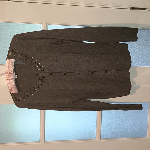 Cardigan - Picture 2 of 5